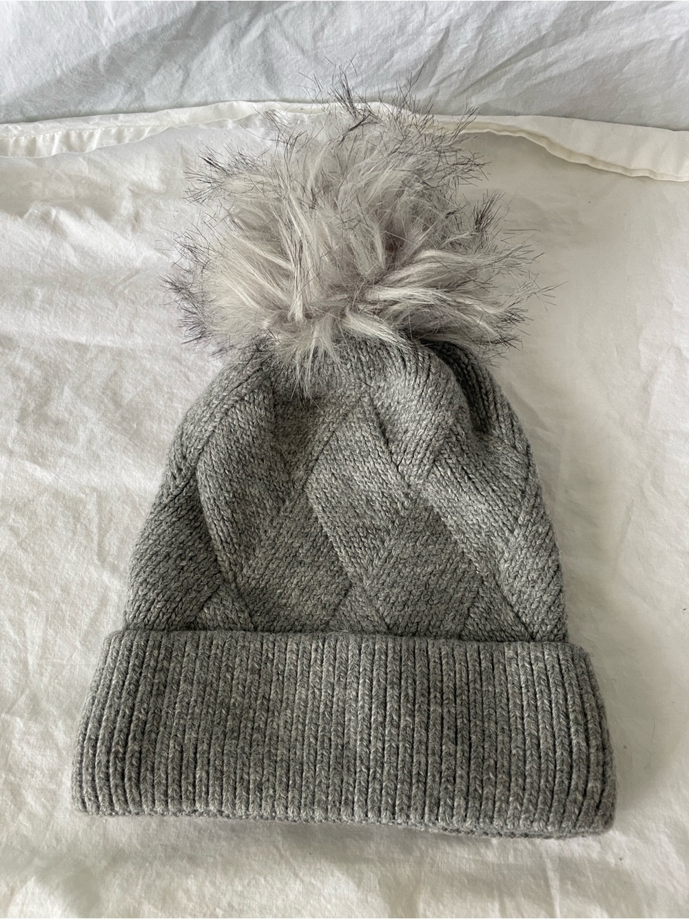 Norla Canada Alpaca Wool Grey Knit Pom Beanie